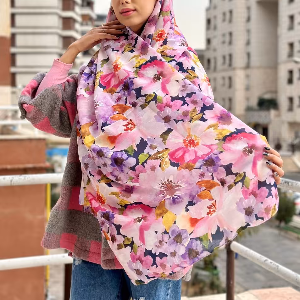 شال نخی زنانه طرح گل رنگ صورتی و بنفش زیبا ri179