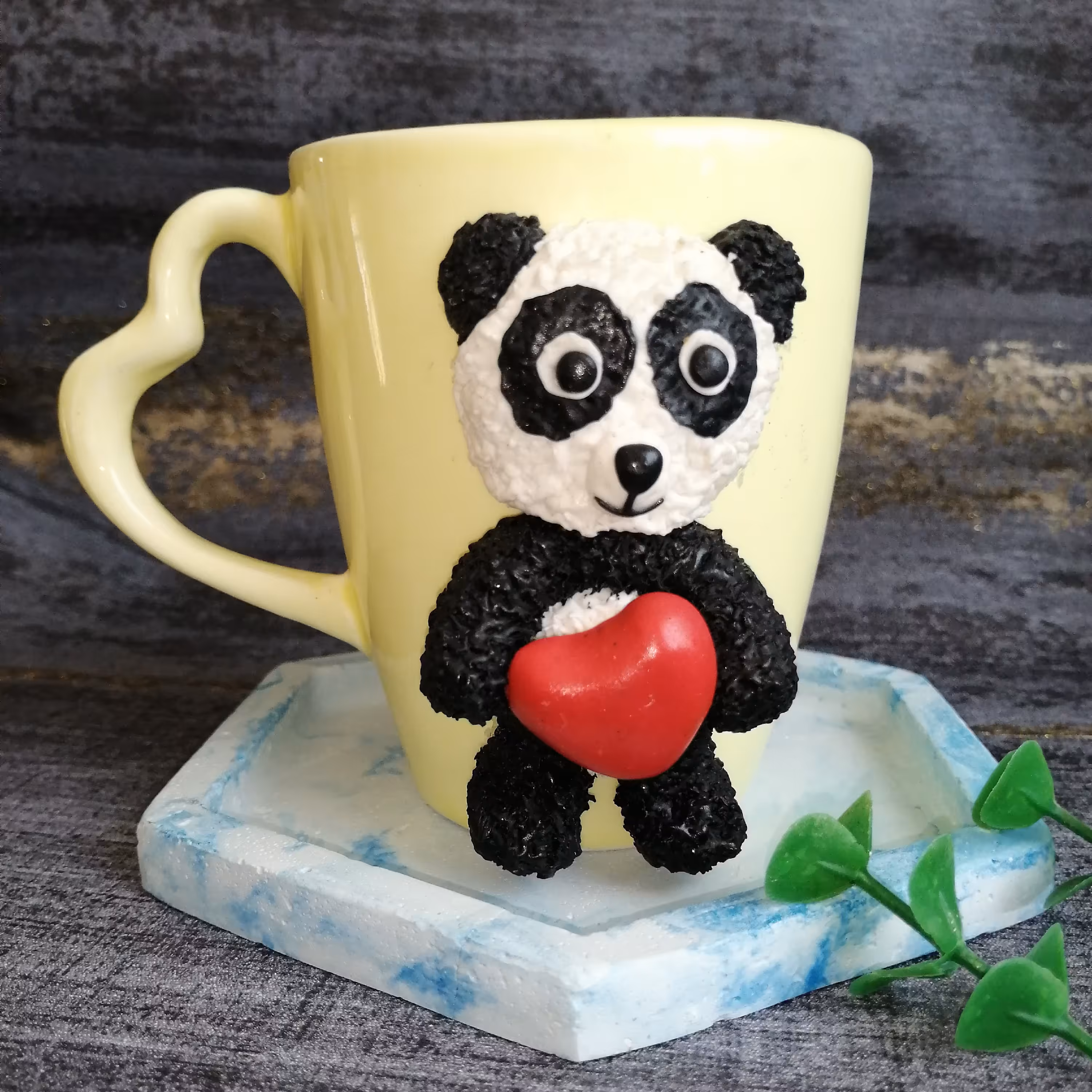 ماگ عروسکی پاندا بزرگ و ضدآب مناسب هدیه روز دختر