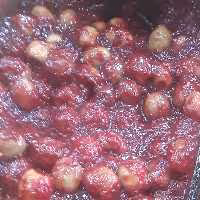 زیتون با   شاتوت جنگلی  وزن یک کیلو 