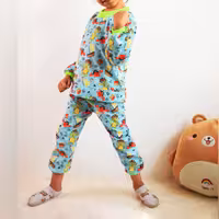 ست بلوز و شلوار اسپرت   
دخترانه وپسرانه
طرح دریایی