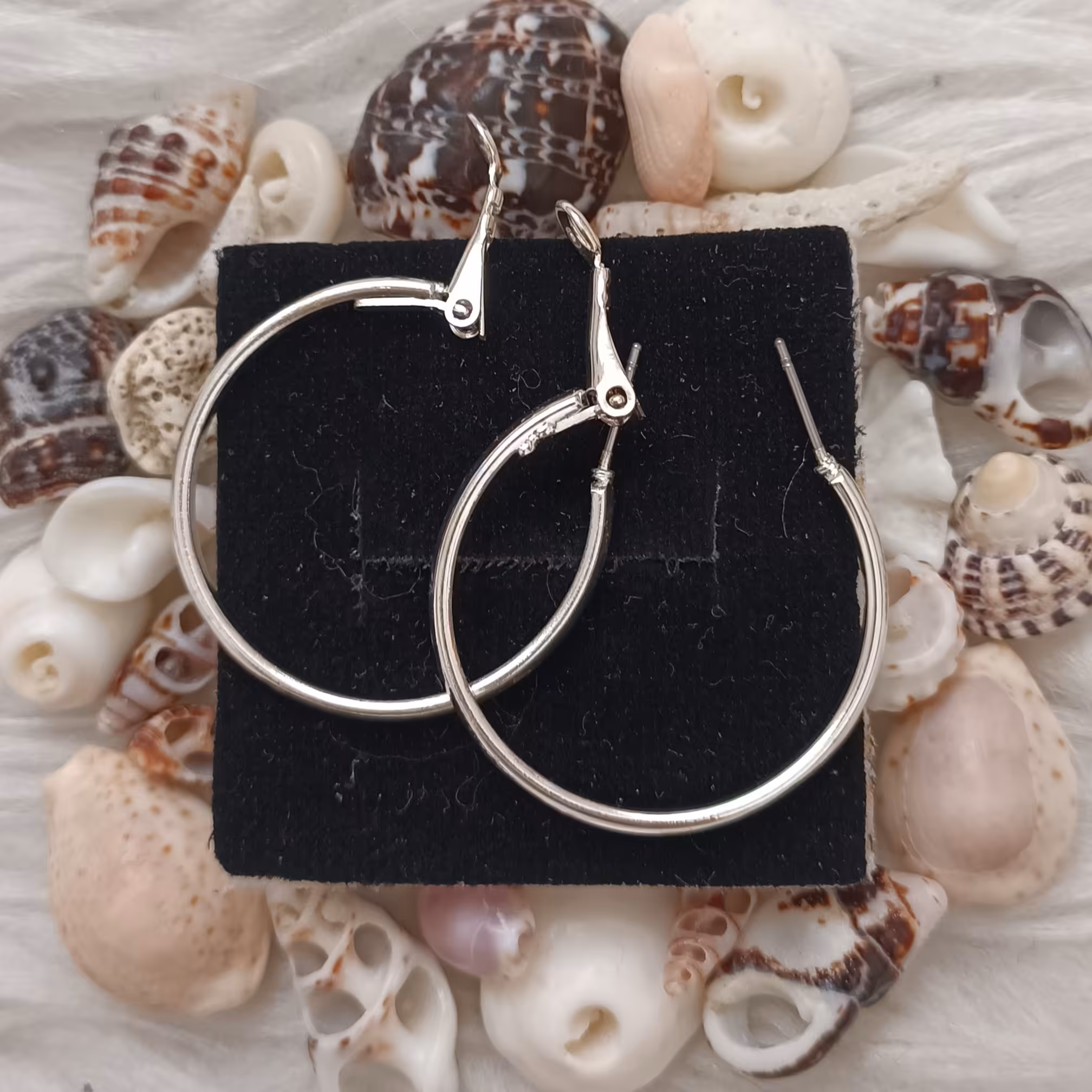 گوشواره حلقه ای رنگ ثابت