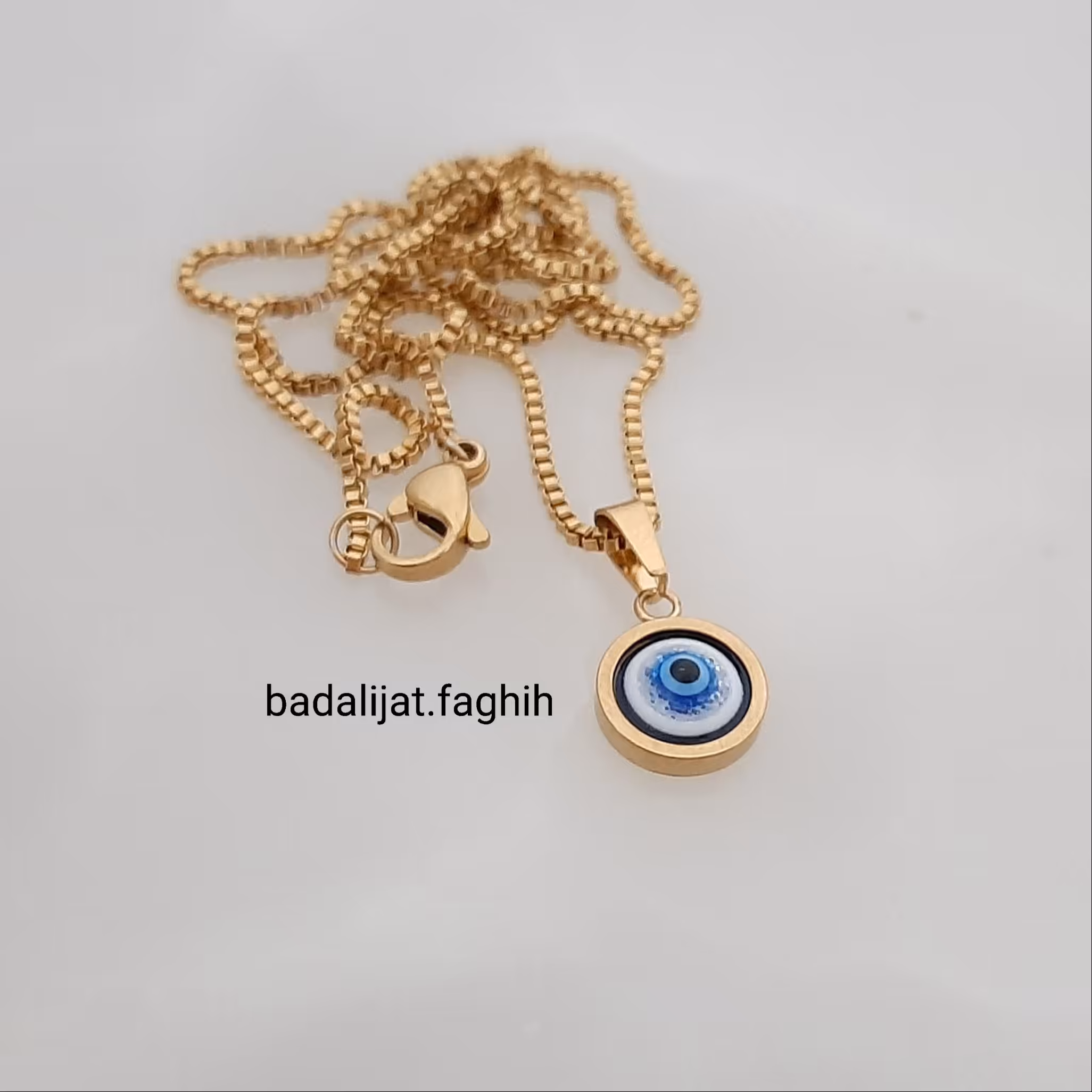 پلاک زنجیر چشم نظر مینیمال فوق العاده زیبا استیل درجه یک و رنگ ثابت لطفا ورق بزنید و توضیحات رو بخونید 