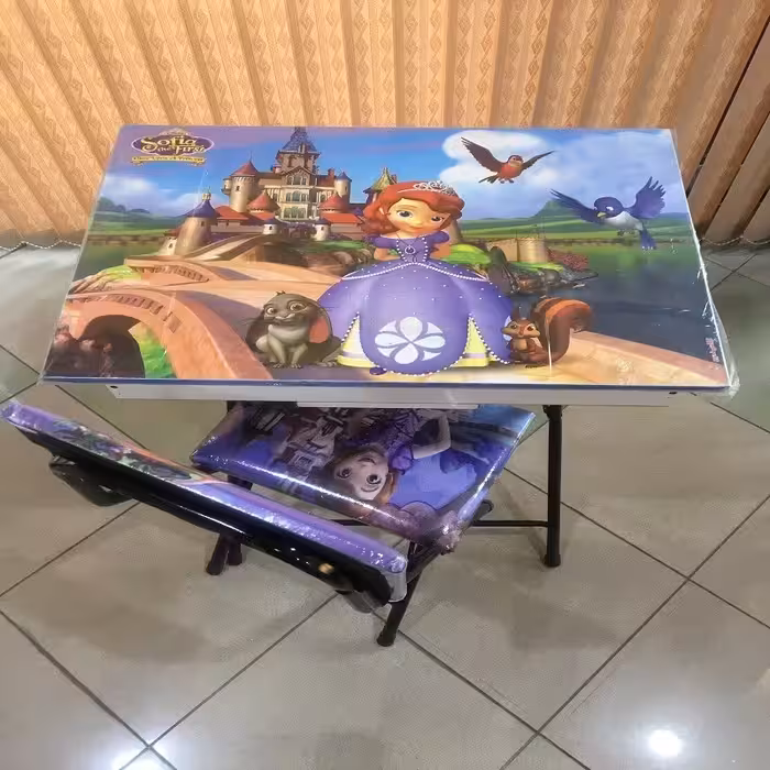 میز تحریر باکس دار طرح سوفیا با صندلی 