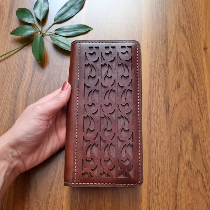 کیف پول جادار چرم طبیعی دست دوز چرم گاوی