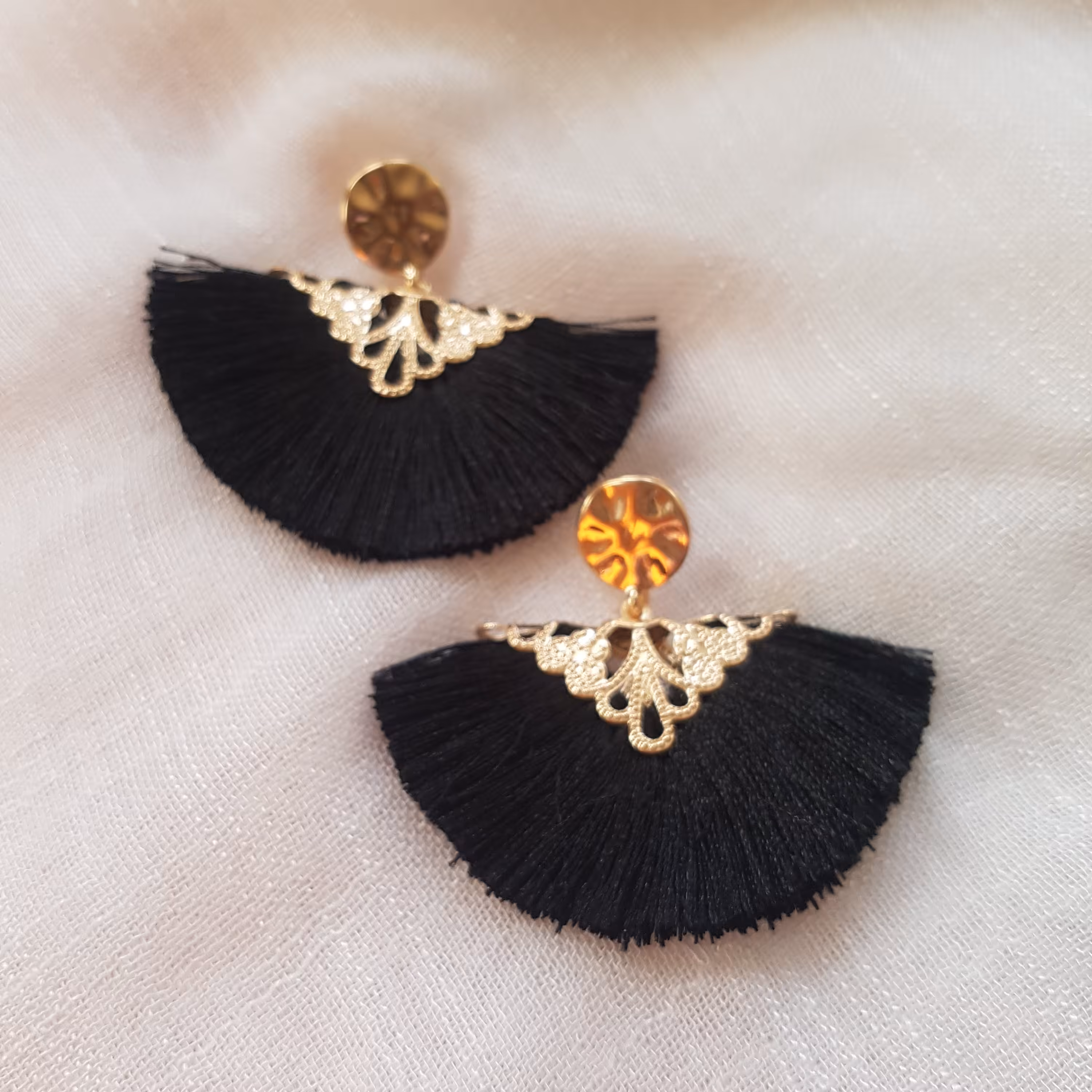 گوشواره مشکی