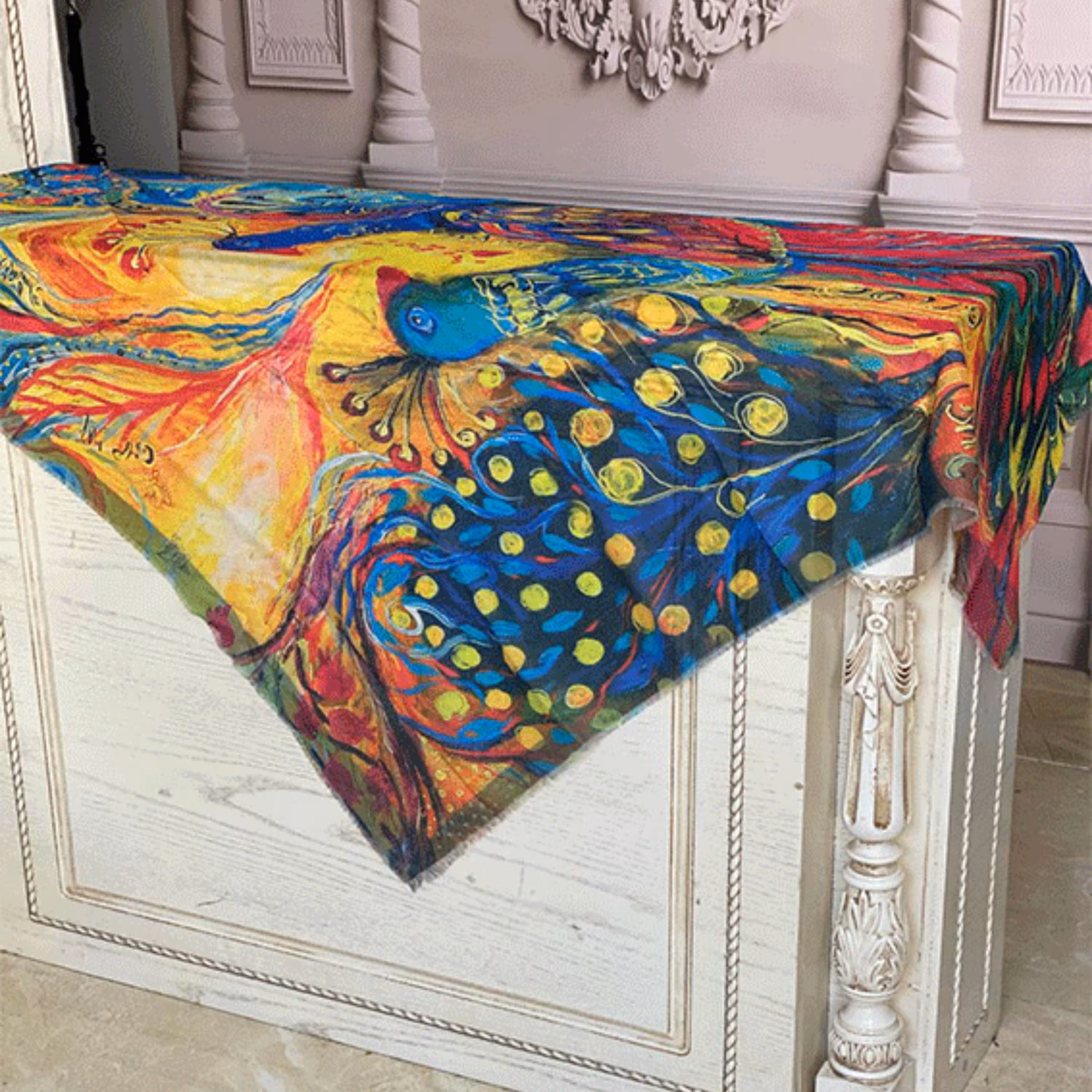 روسری نخی اعلا طرح دوستداشتنی طاووس R17