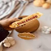 شکلات TOBLERONE
