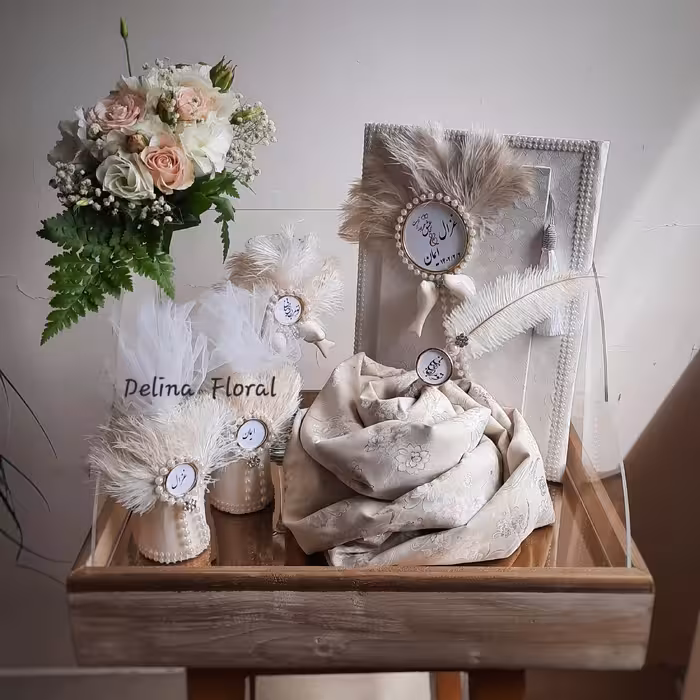 ست بله برون ،باکس بله برون ، کله قند، قرآن، دفتر بله برون، خودکار، پارچه قندساب طبق درخواست شما