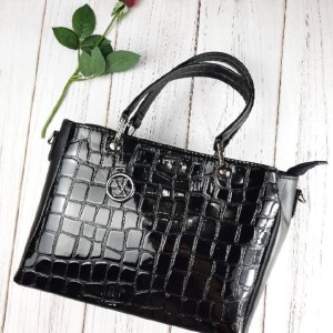 کیف ورنی زنانه