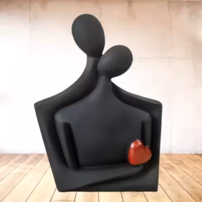 مجسمه دکوری زوج عاشق  طرح مرد و زن روز عشق