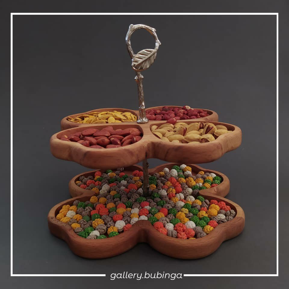 شیرینی خوری و پذیرایی چوبی