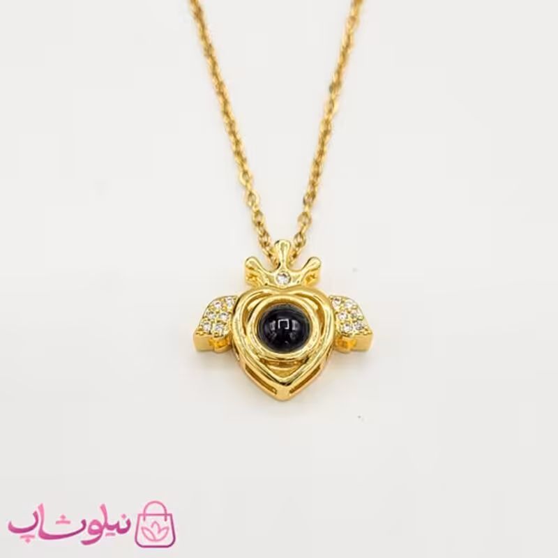 گردنبند دوستت دارم به صد زبان مدل قلب بالدار طلایی