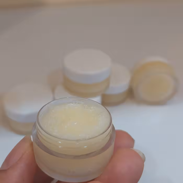 ژل رویال کاملاً ایرانی و اصل انگبین ناب(10گرم)