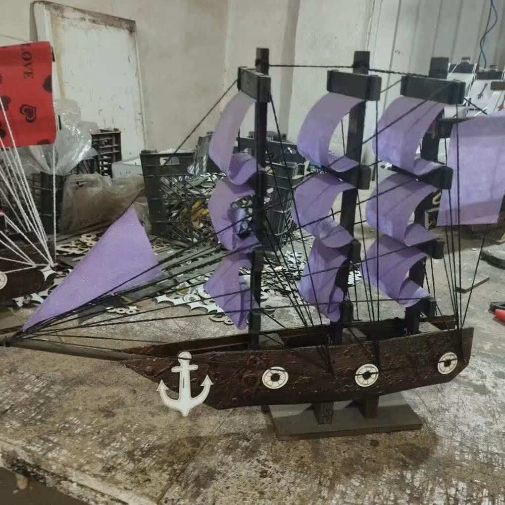 کشتی چوبی کشتی نماد برکت و رزق  توضیحات را حتما مطالعه کنید