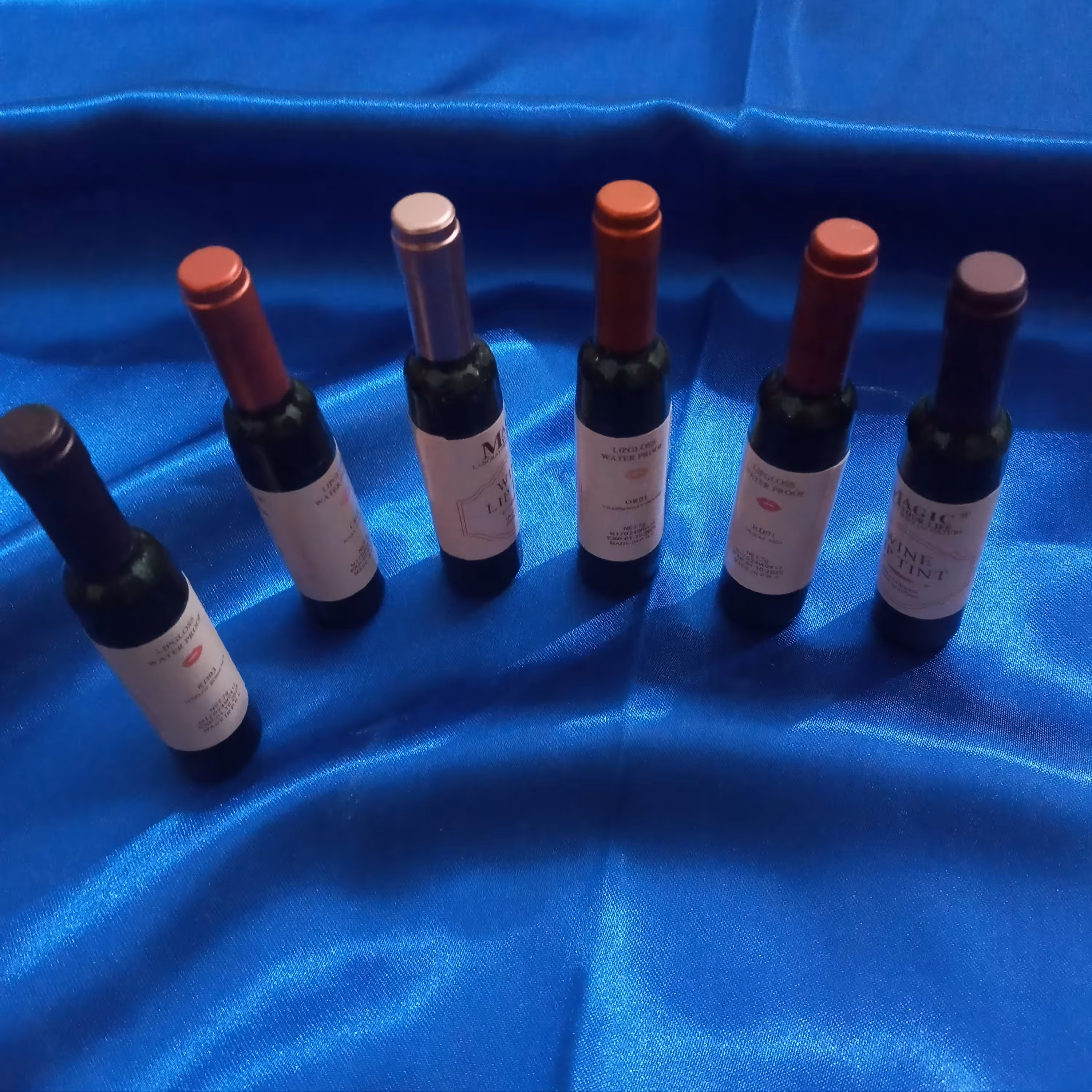 تینت لب شامپاینی 