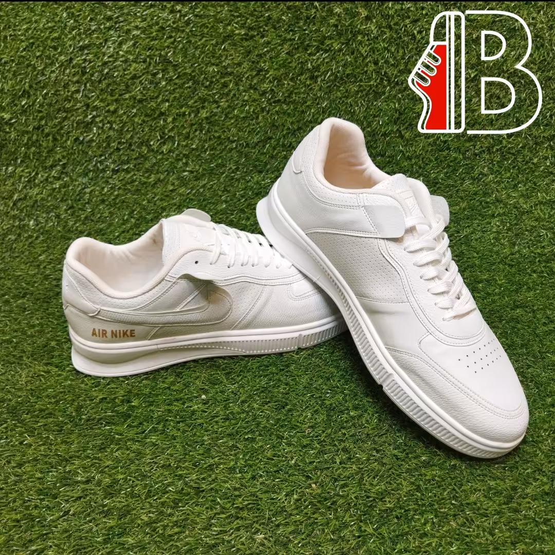 کتونی مردانه ( بزرگ پا) AIR NIKE در رنگ های مشکی تمام و سفید تمام