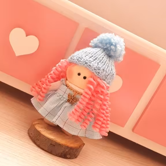 عروسک نخودی فرفری