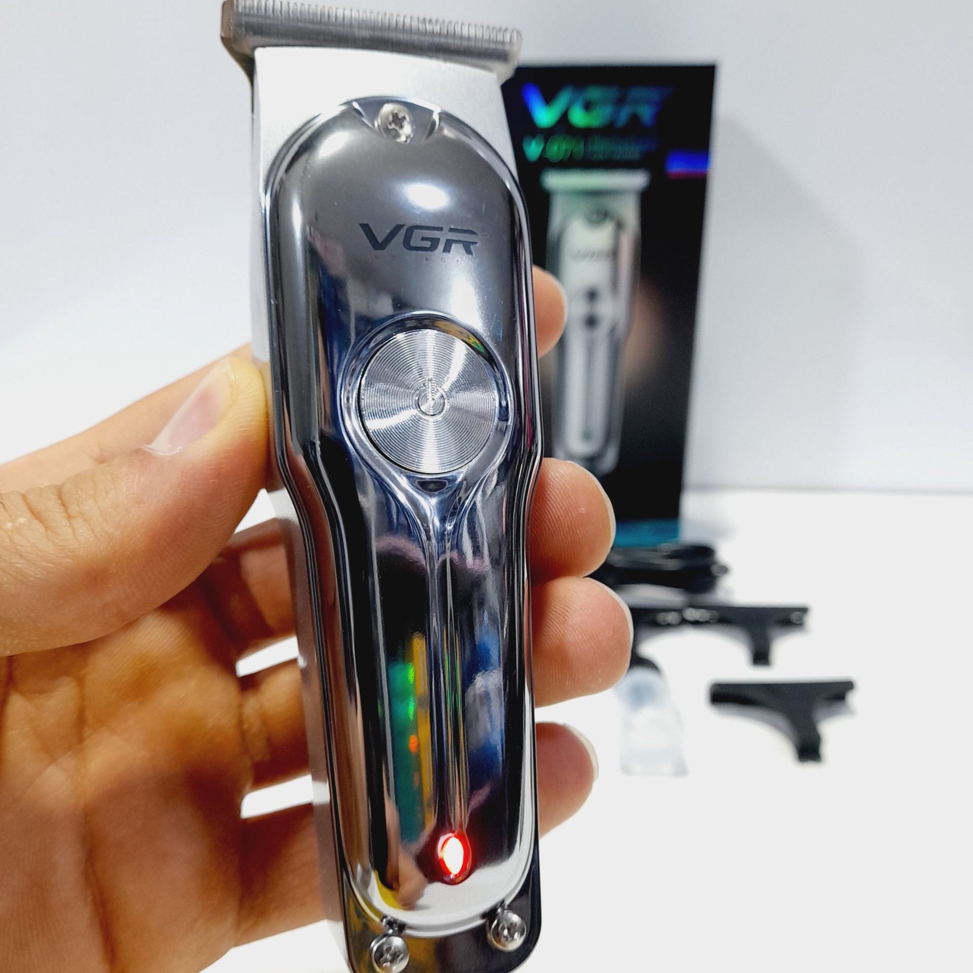ماشین اصلاح vgrمدلv071