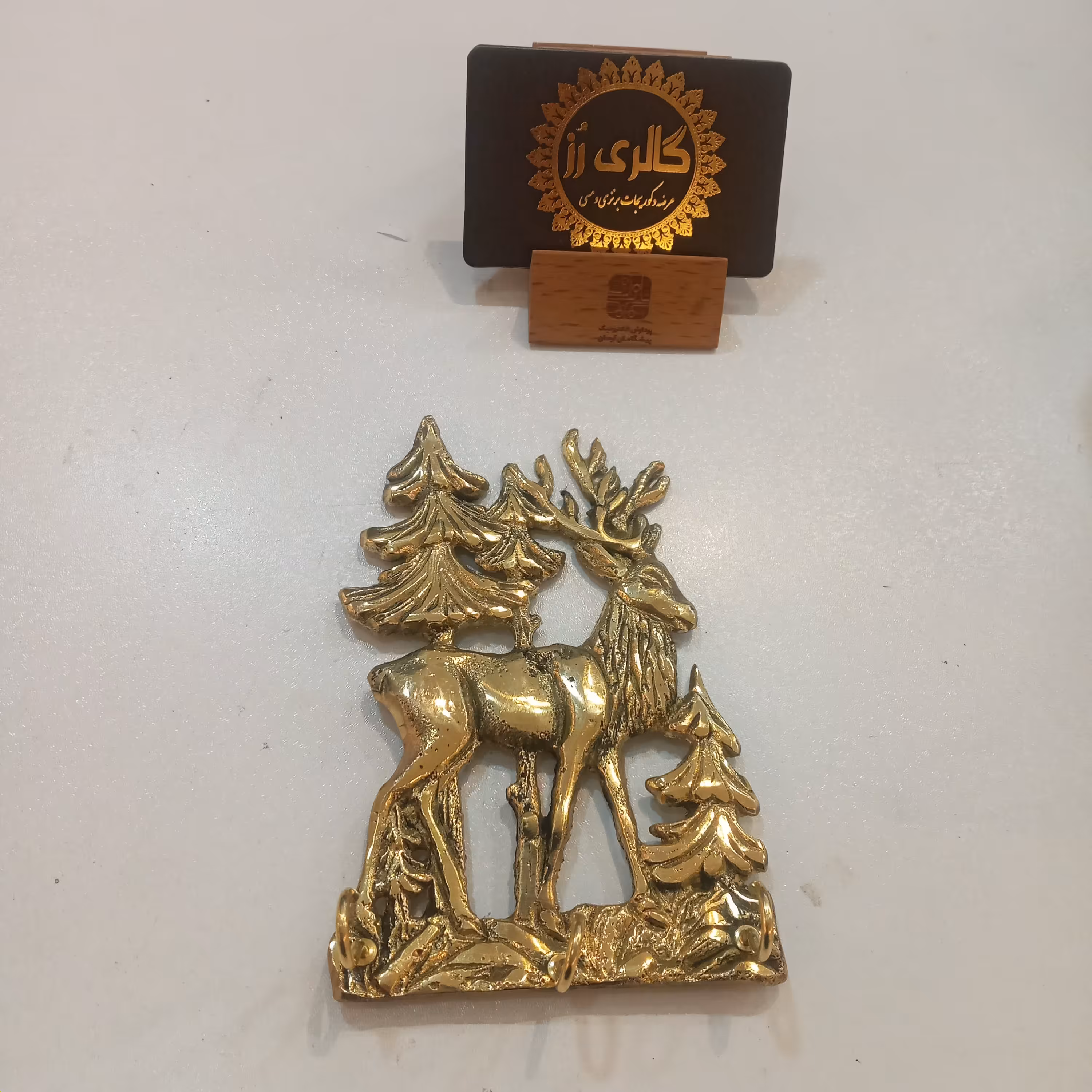 جا کلیدی برنجی (برنز) طرح گوزن تک