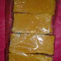 صابون زردچوبه محصولات طبیعی زیتون حدود500 گرمی