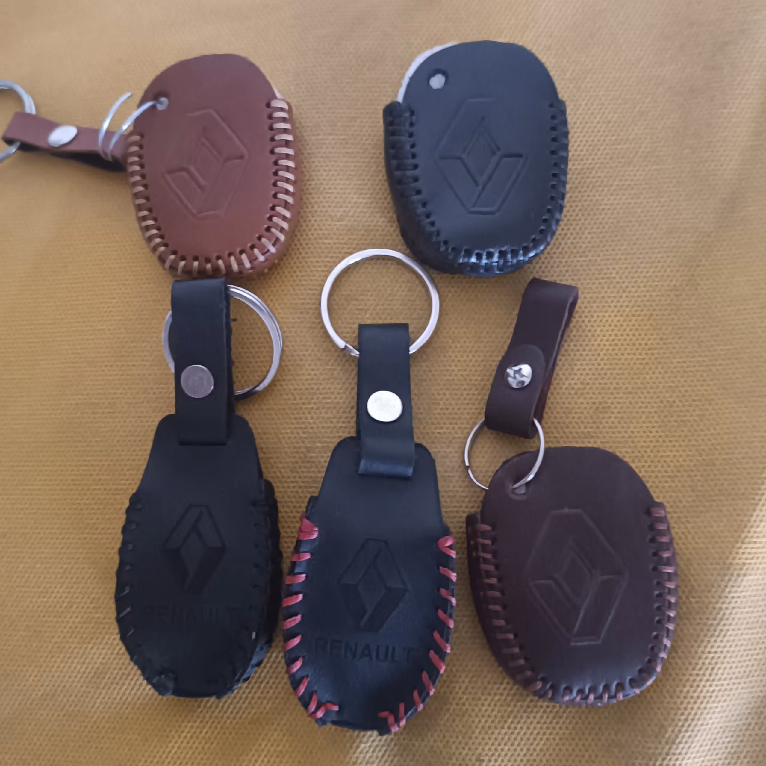 جاسوییچی چرمی ال90باکیفیت عالی رنگ های مختلف 