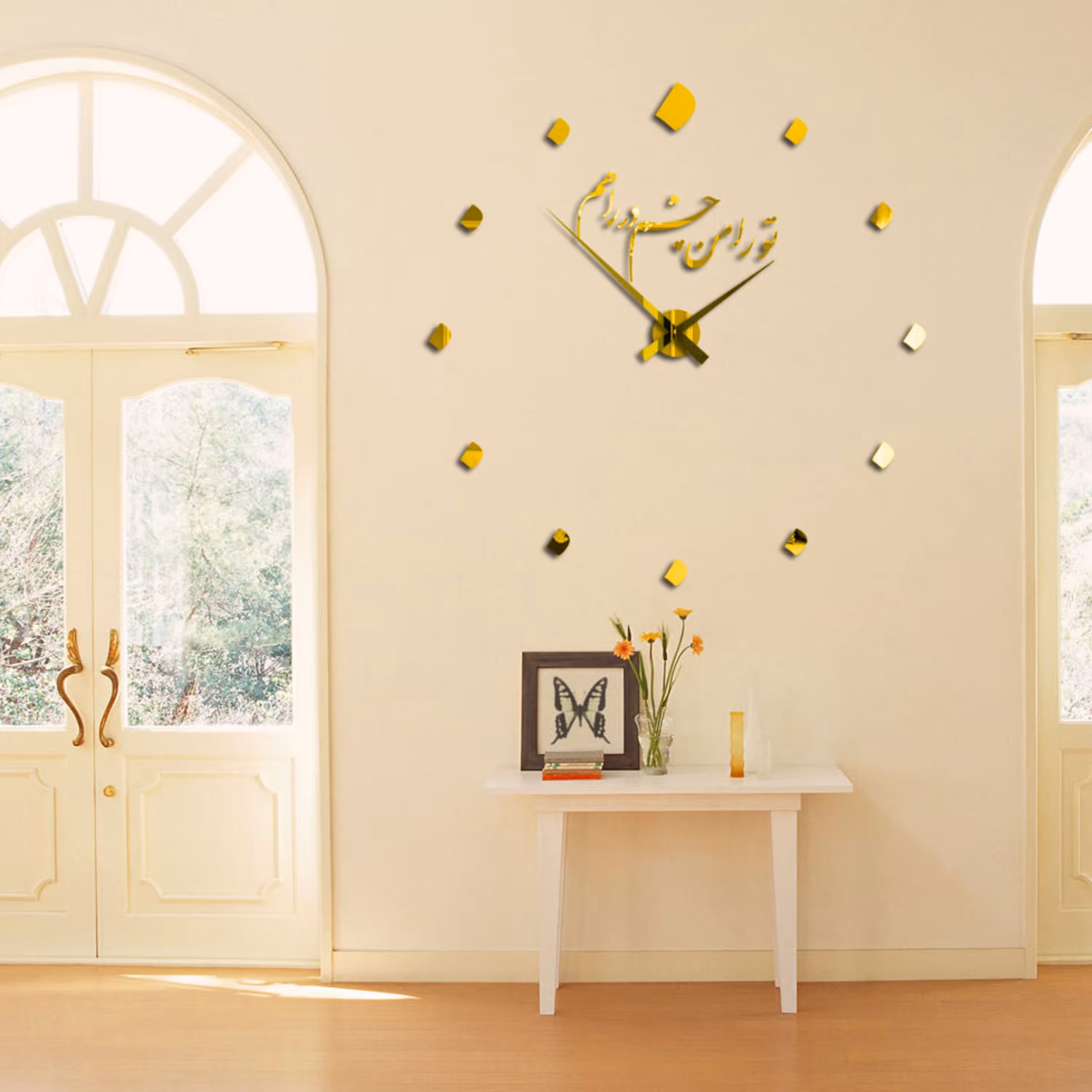 ساعت دیواری پدیده پلاس مدل یوشیج