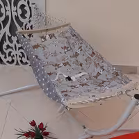 گهواره بانوجی پایه قوسی شکل  رنگ طوسی 