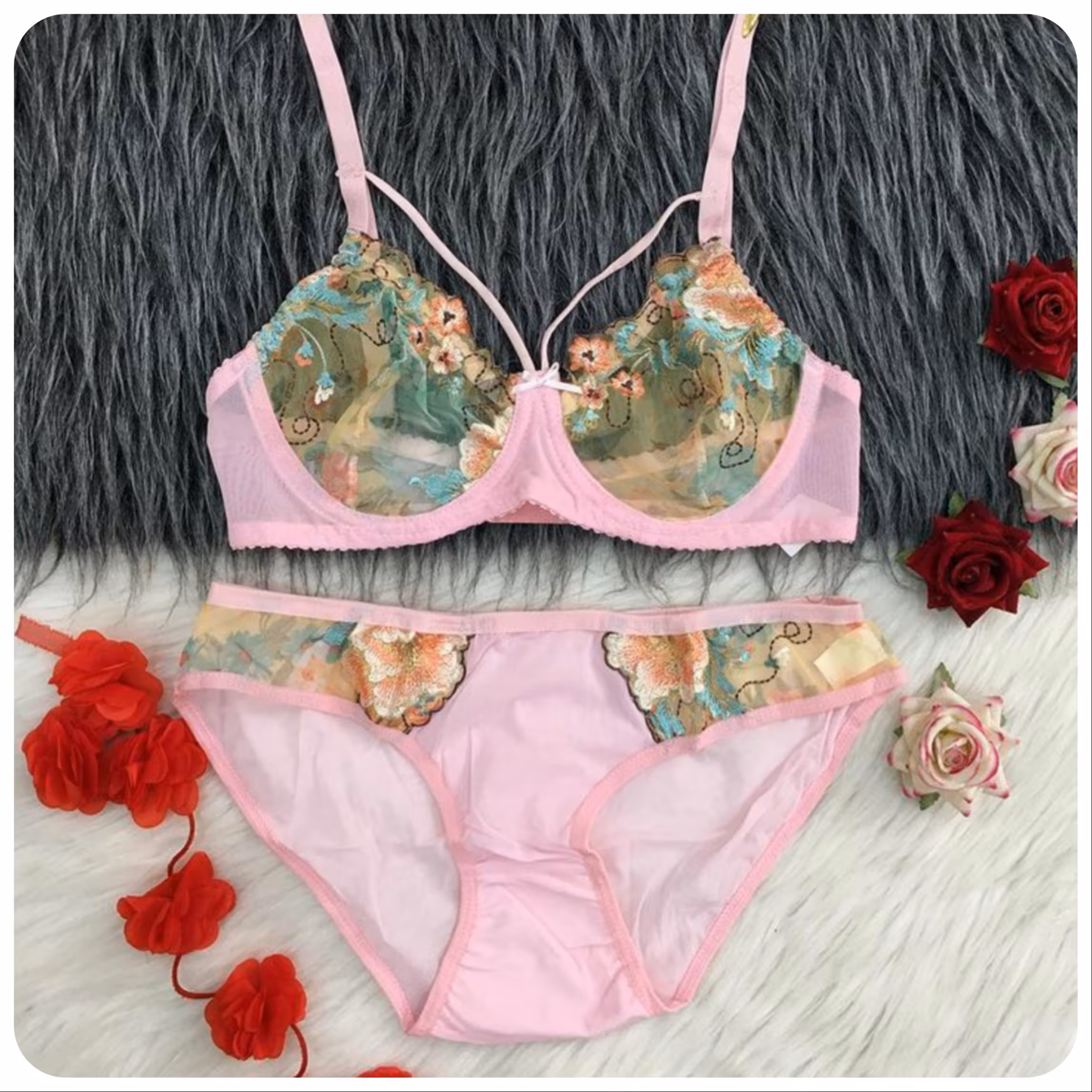 ست شورت و سوتین