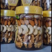 معجون عسلی مغزیجات