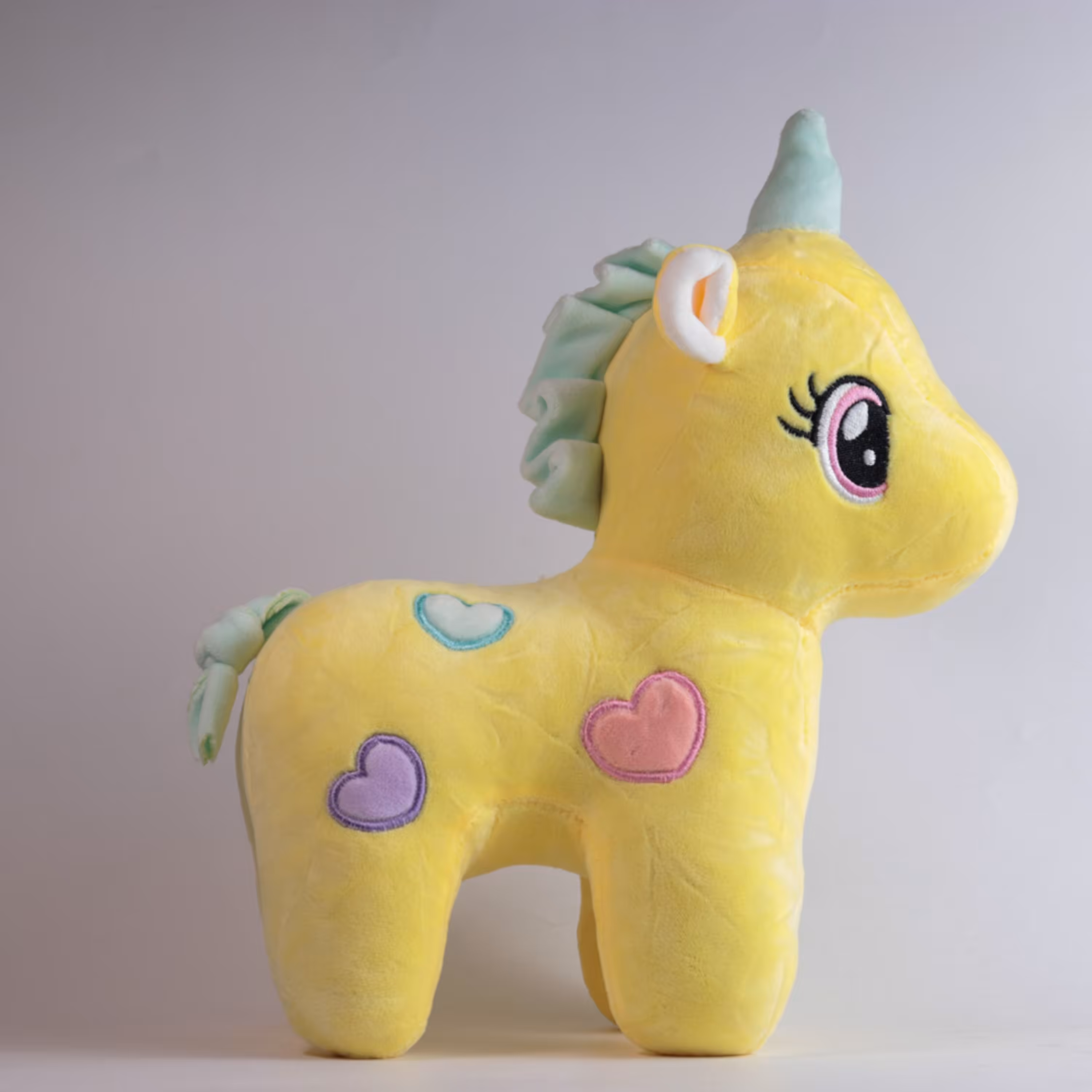 عروسک اسب تک شاخ نانو