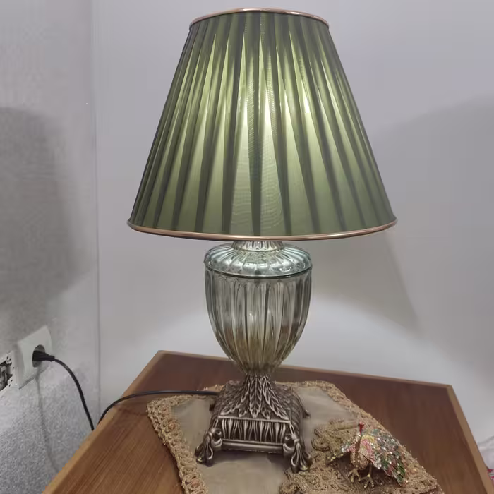 آباژور  رومیزی (پس کرایه)