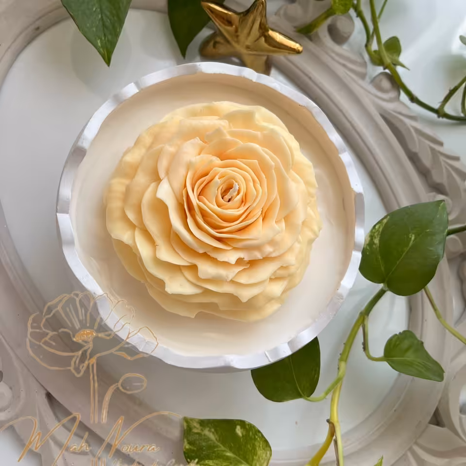 شمع دستساز  ظرف سفالی مدل گل رز (ارتفاع 11 قطر 18 ) 