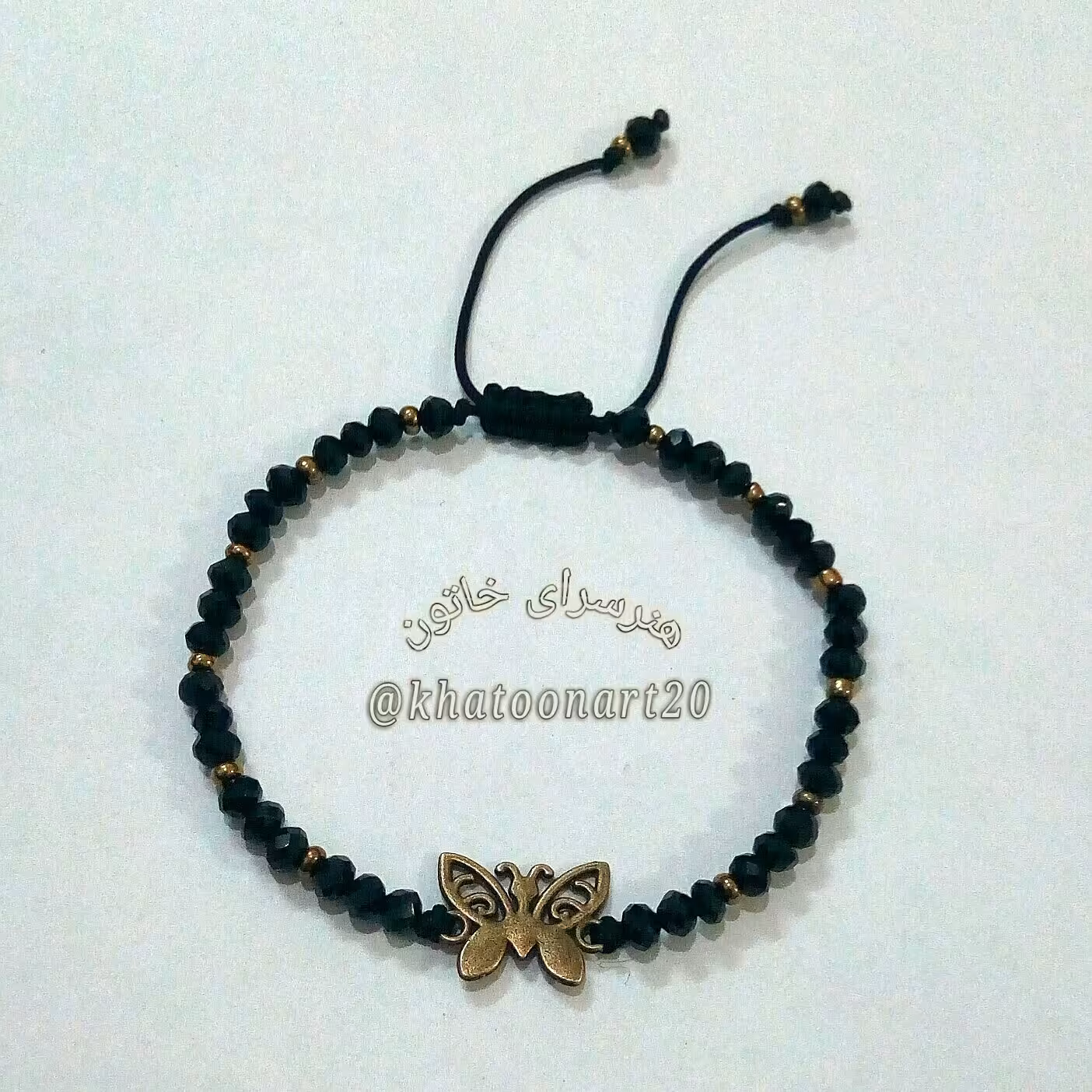 دستبند کریستالی با طرح پروانه