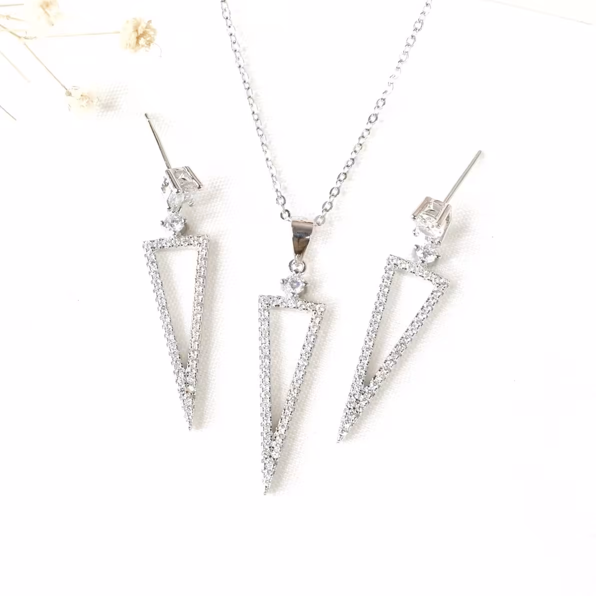 نیمست مثلث با نقره عیار925 کد 9630