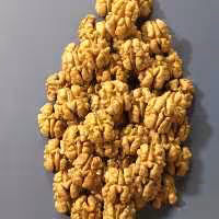 مغز گردو تویسرکان دستچین کارتن 3کیلوگرم 