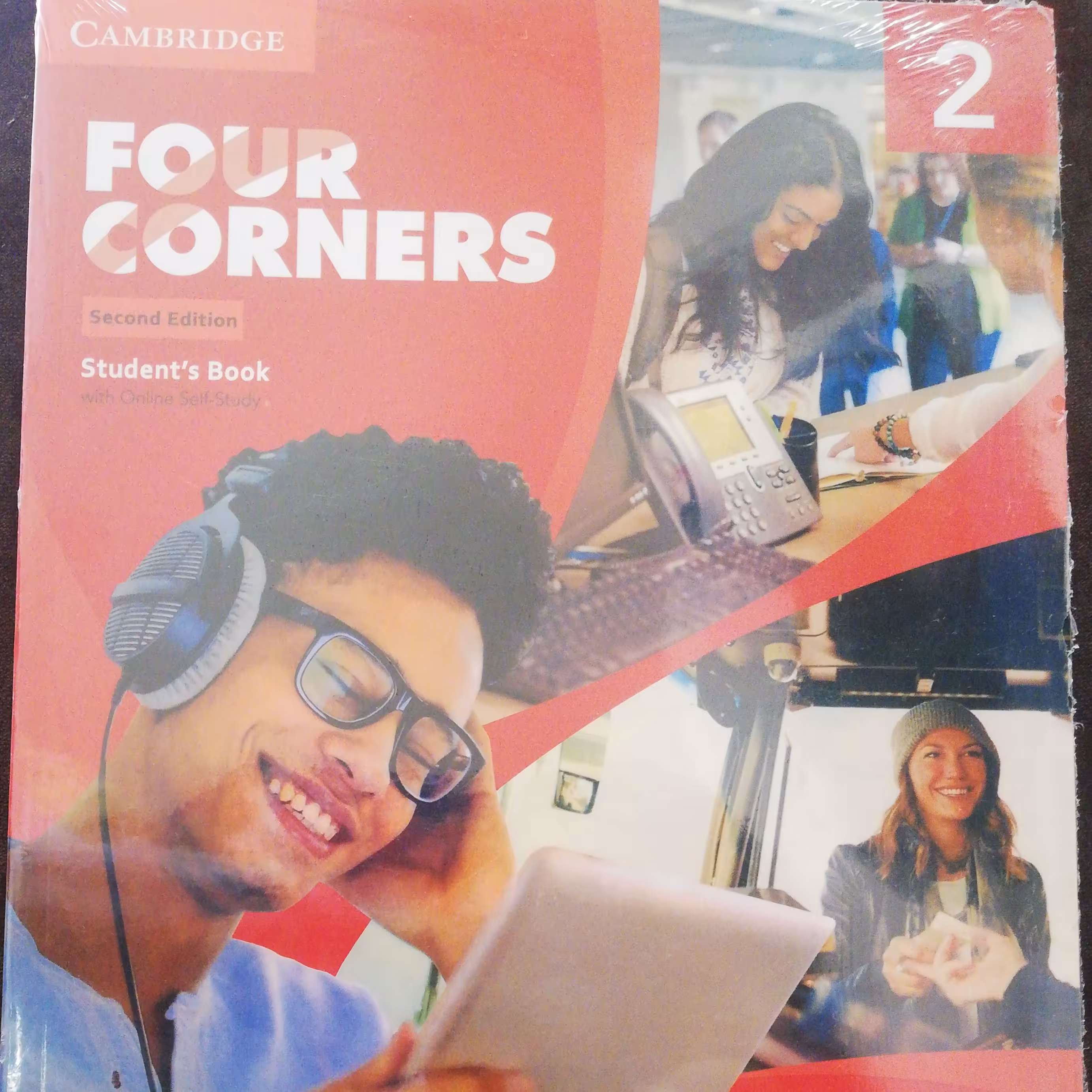 کتاب فور کرنرز 2 با کتاب کار و سی دی four corners 2 second edition 
