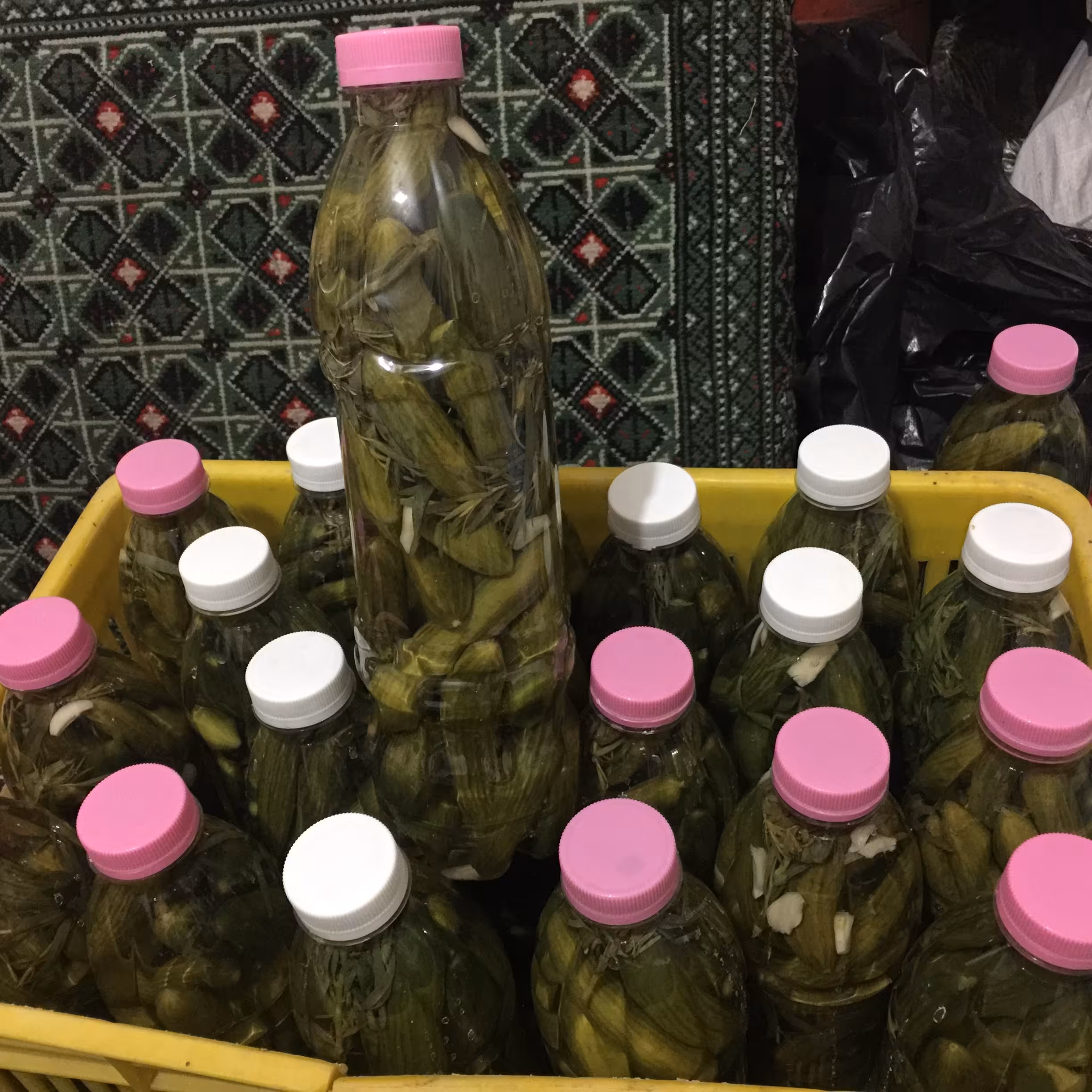 خیارشور خانگی تازه خیار ریز محلی با عطر و طعم عالی