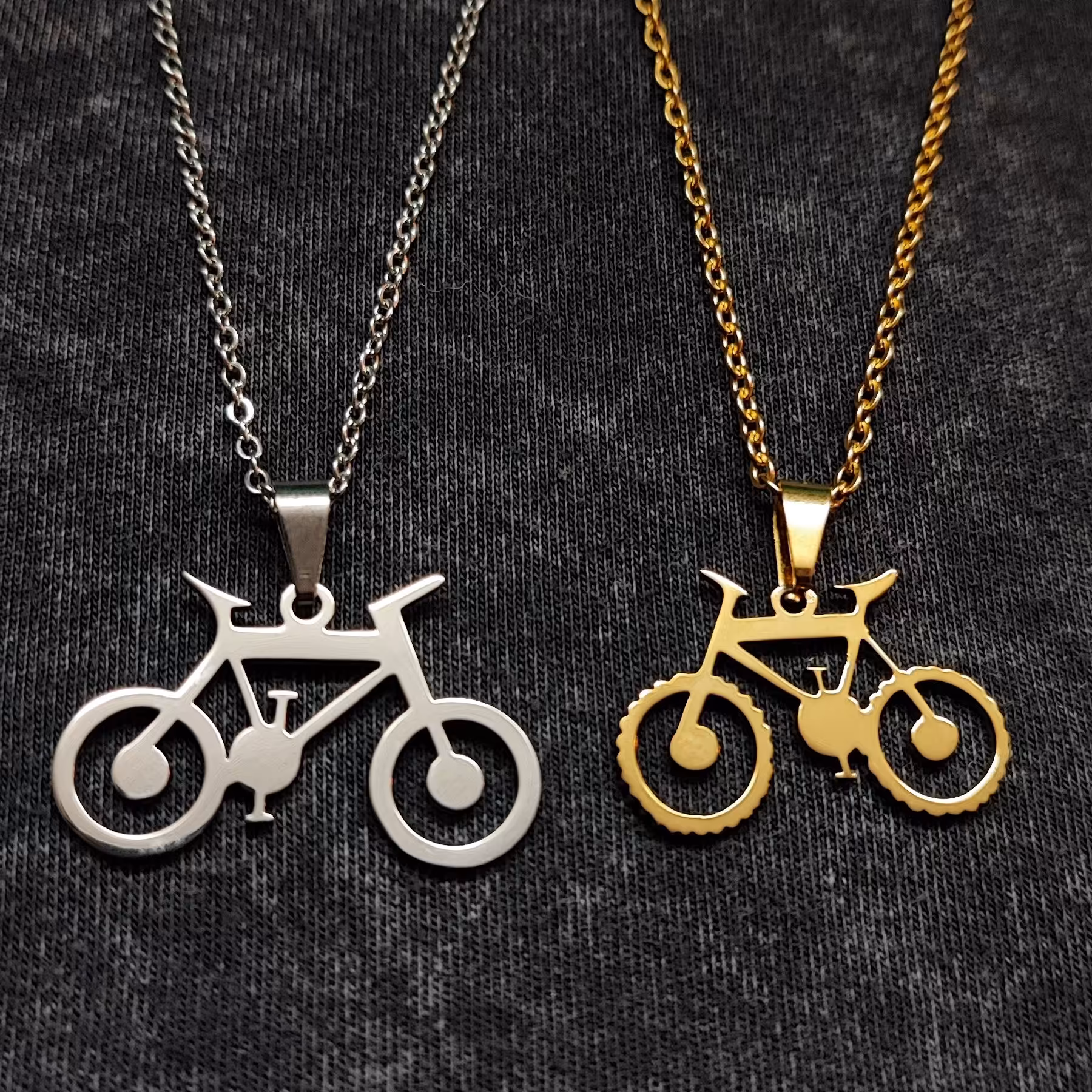 گردنبند دوچرخه پلاک دوچرخه  پلاک ورزشی  اویز دوچرخه اویز ورزشی گردنبند ورزشی