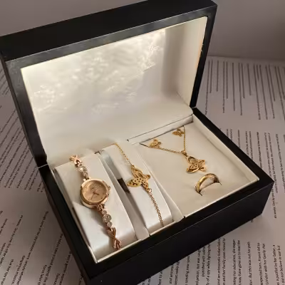 باکس کادویی دخترانه طلایی