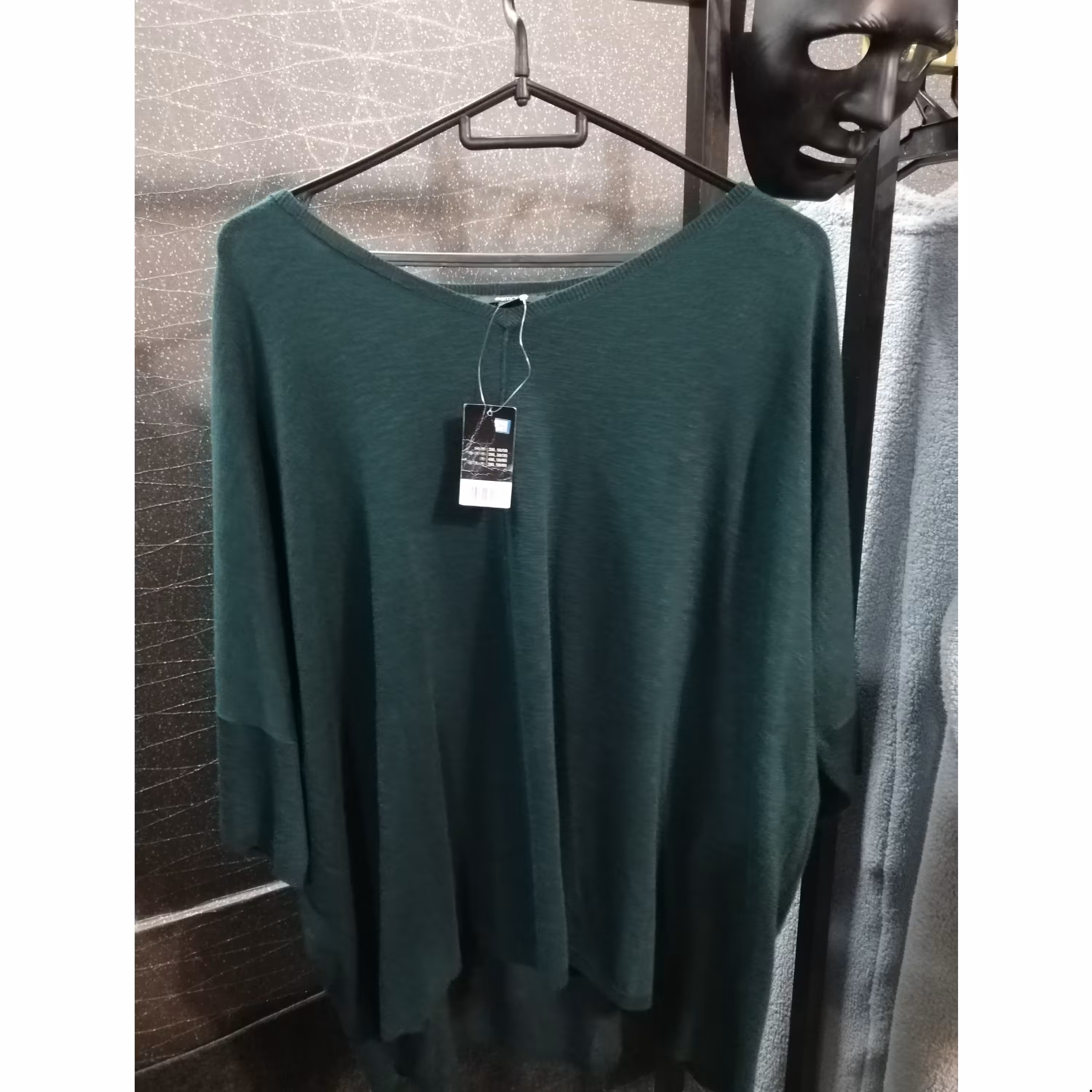 آف زمستانه_ بلوز بافت  برند esmara
محصول کشور آلمان
