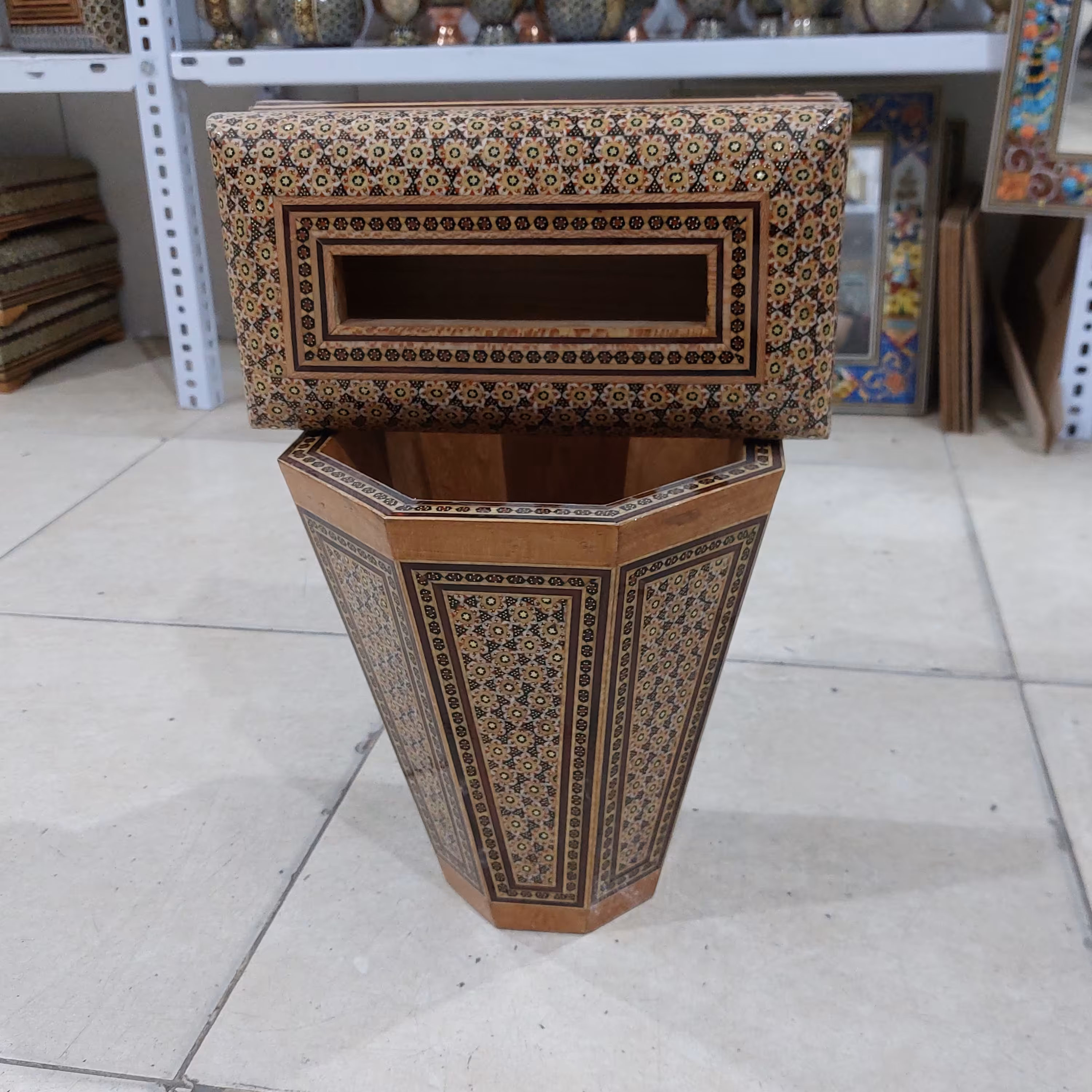 سطل و جادستمال خااتم کاری