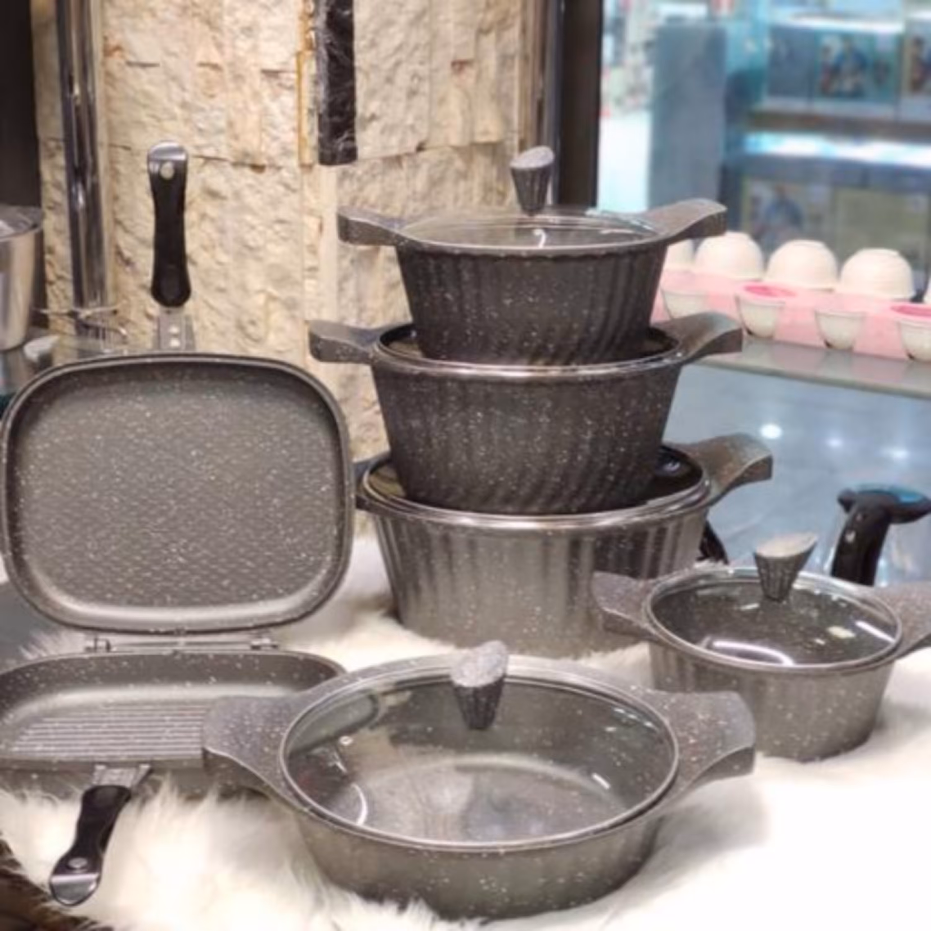 سرویس قابلمه چدن سنگین رادیس همراه با تابه دوطرفه رژیمی ارسال رایگان