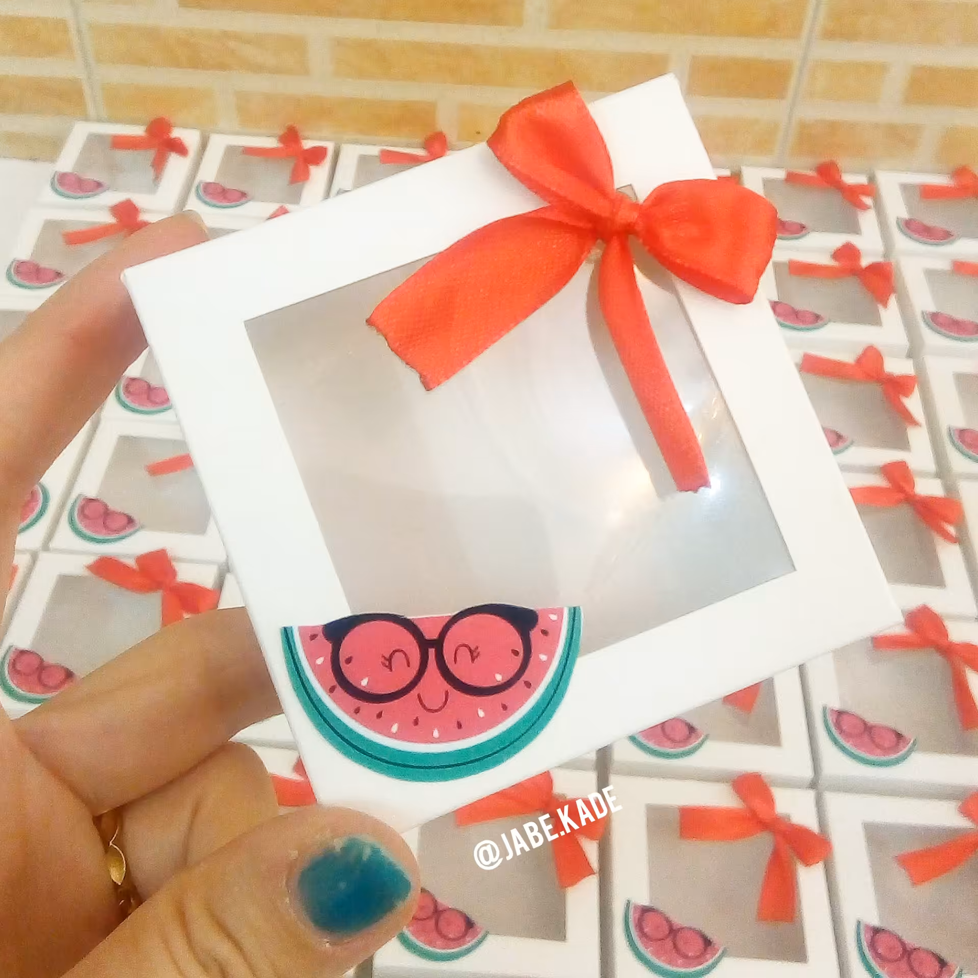 بسته 10 عددی جعبه ویترینی یلدایی سفید