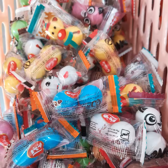 دراژه عروسکی رنگی رنگی. بسته یک کیلویی..........      