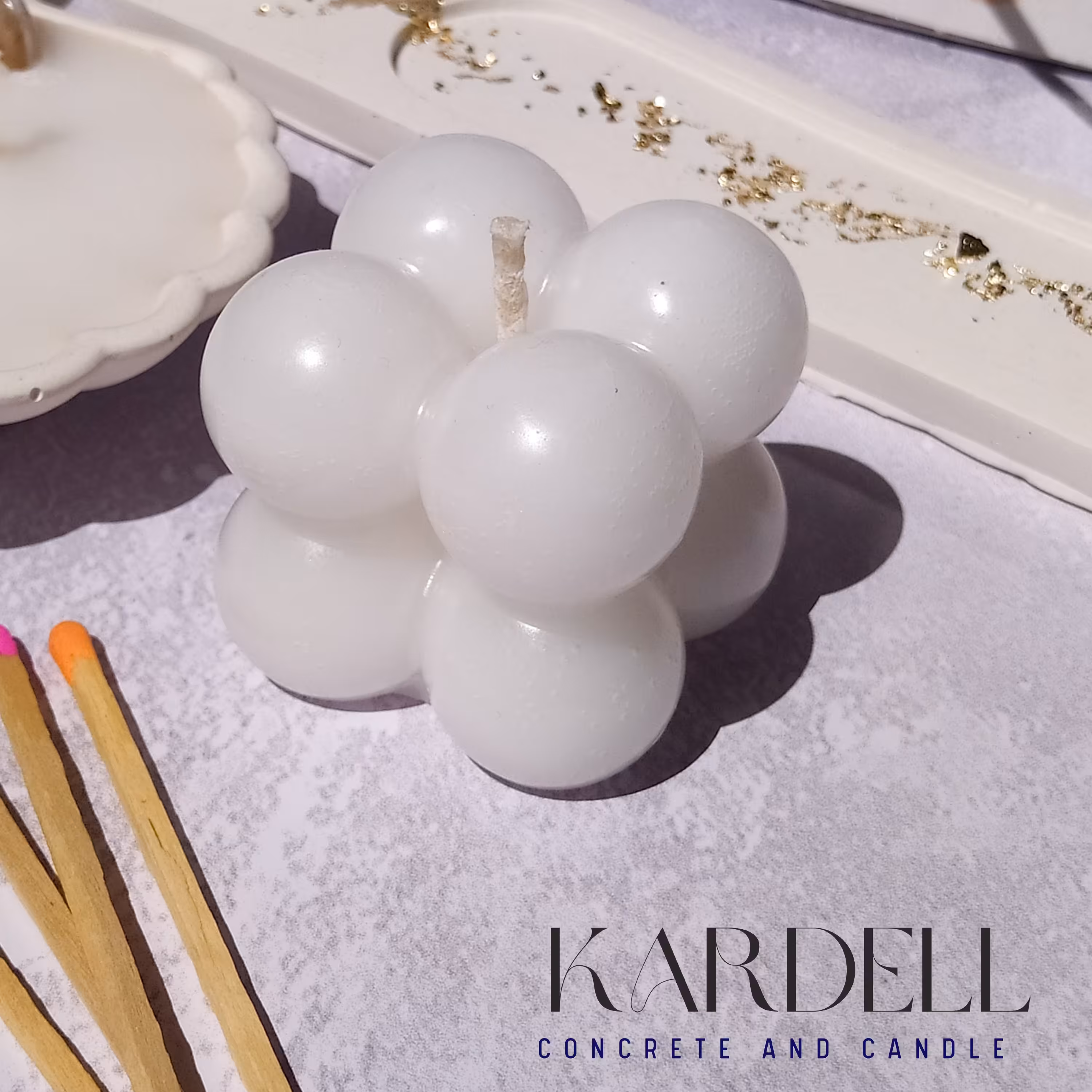 شمع روبیک کوچک با پارافین سویا وکس گیاهی و رایحه لوندر و یاس