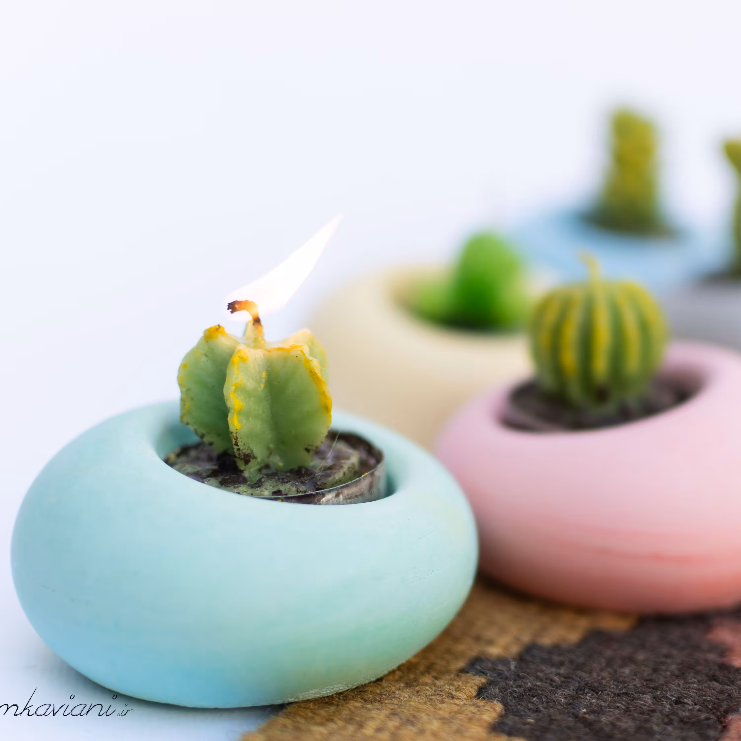 جاشمعی سنگی با شمع کاکتوسی