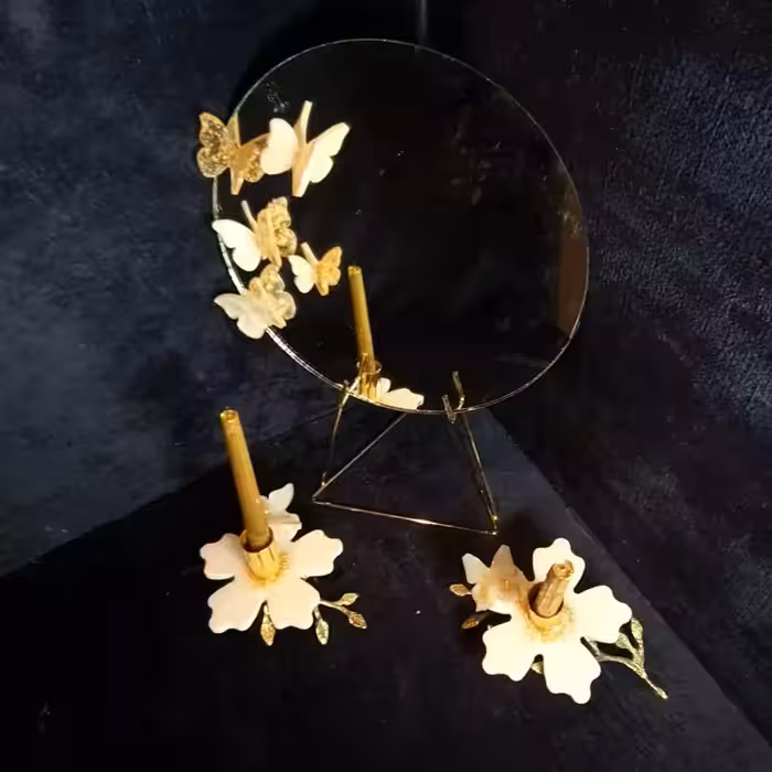 آینه و شمعدان با تزئینات رزین برای هفت سین
