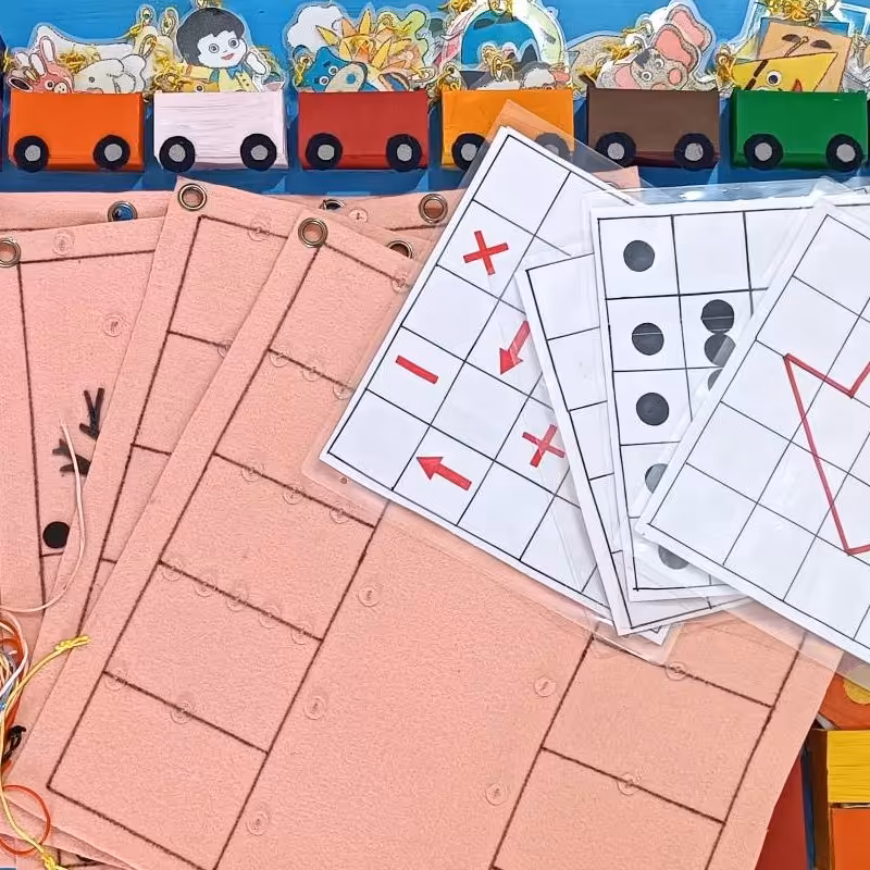 تخته آموزشی کودکستان  دارای رتبه اول در اولین رویداد یارستان کودکستان