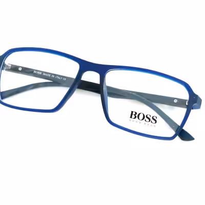 عینک طبی اسپرت رنگ سورمه ای آبی بسیار سبک