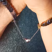 ست دستبند آقا و خانم قلب مگنتی سنگ حدید و قفل و یراق استیل کد(292)